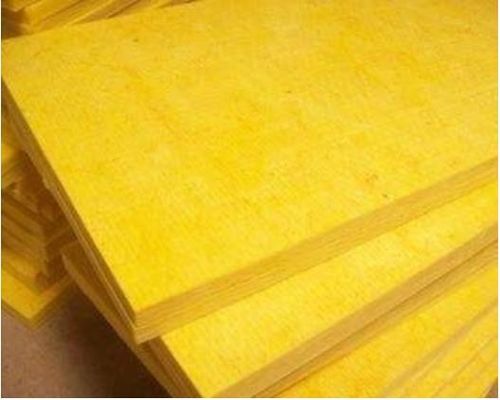 Panas Isolasi Fiber Glass Wool 25mm 50mm Fungsi Pengurangan Kebisingan Tebal